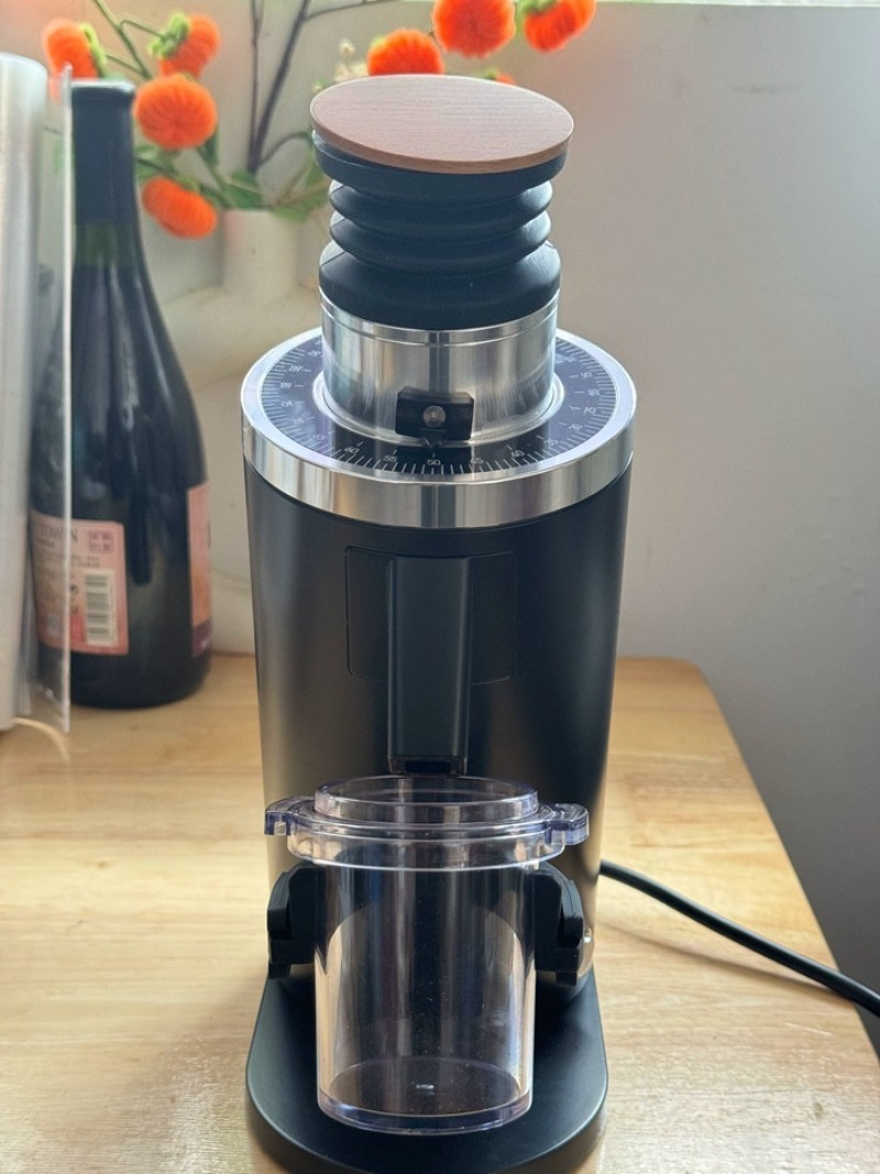 เครื่องบดกาแฟไฟฟ้าระดับมืออาชี - Coffee Grinder Burr Flat บทวิจารณ์และราคา